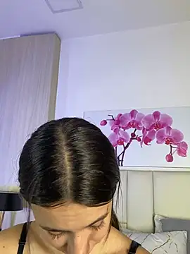JuliaColemann online show from 07/21/26, 11:45
