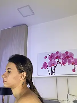JuliaColemann online show from 07/26/26, 11:50