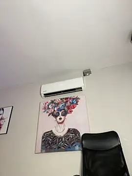 chiarabonds online show from 05/19/26, 05:30