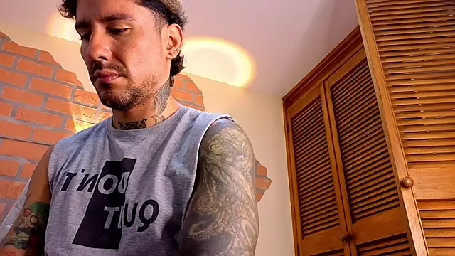 Snapshot of mister_eithan chatting on 02/02/26, 02:21 mister eithan online show from 02/02/26, 02:21