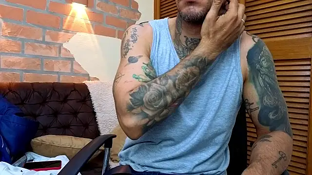 Snapshot of mister_eithan chatting on 02/15/26, 03:14 mister eithan online show from 02/15/26, 03:14