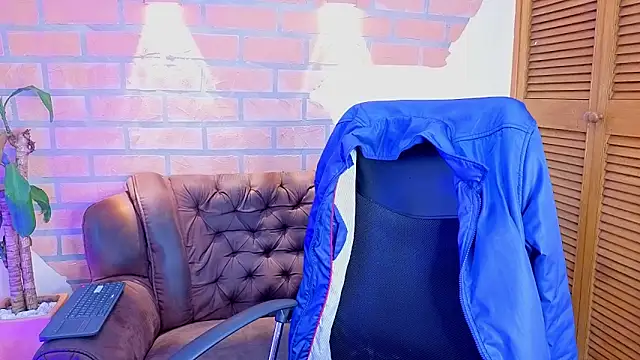 Snapshot of mister_eithan chatting on 03/12/26, 01:34 mister eithan online show from 03/12/26, 01:34