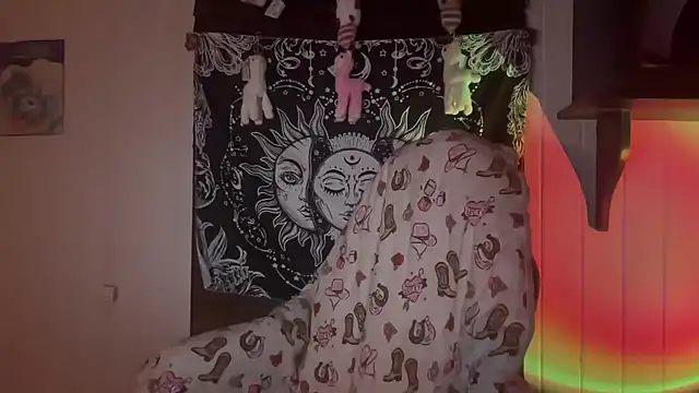 xopeachybaby online show from 06/18/26, 09:09