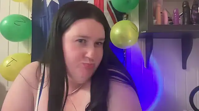 xopeachybaby online show from 06/24/26, 12:15