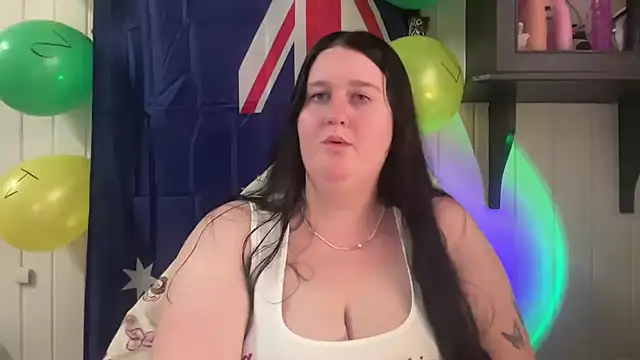 xopeachybaby online show from 06/25/26, 12:43