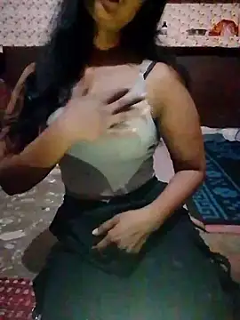 Snapshot of Ayesha_Khan1 chatting on 03/26/26, 01:49 Ayesha Khan1 online show from 03/26/26, 01:49