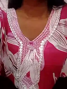 Snapshot of Ayesha_Khan1 chatting on 04/10/26, 10:20 Ayesha Khan1 online show from 04/10/26, 10:20
