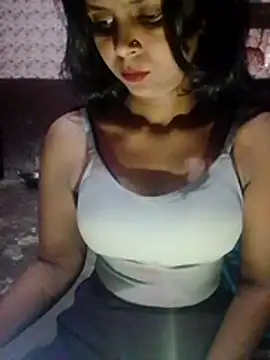 Snapshot of Ayesha_Khan1 chatting on 04/11/26, 08:40 Ayesha Khan1 online show from 04/11/26, 08:40