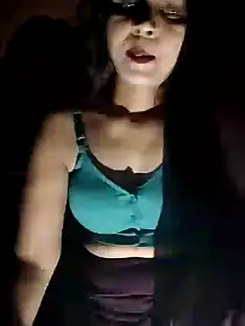 Snapshot of Ayesha_Khan1 chatting on 04/26/26, 07:39 Ayesha Khan1 online show from 04/26/26, 07:39