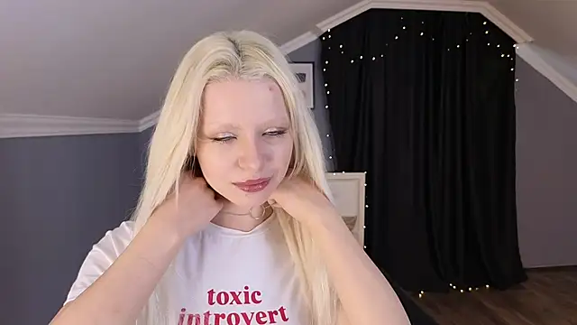 Naomi Demio online show from 02/21/26, 09:10