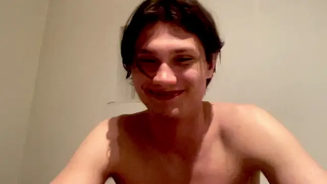 Snapshot of Calvin_win chatting on 03/21/26, 11:19 Calvin win online show from 03/21/26, 11:19