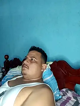 Snapshot of THONETE chatting on 01/19/26, 12:36 THONETE online show from 01/19/26, 12:36