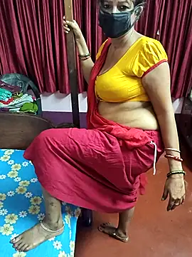Snapshot of Little-Roshni chatting on 07/17/26, 06:02 Little-Roshni online show from 07/17/26, 06:02