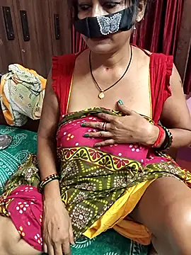 Snapshot of Little-Roshni chatting on 07/28/26, 07:39 Little-Roshni online show from 07/28/26, 07:39