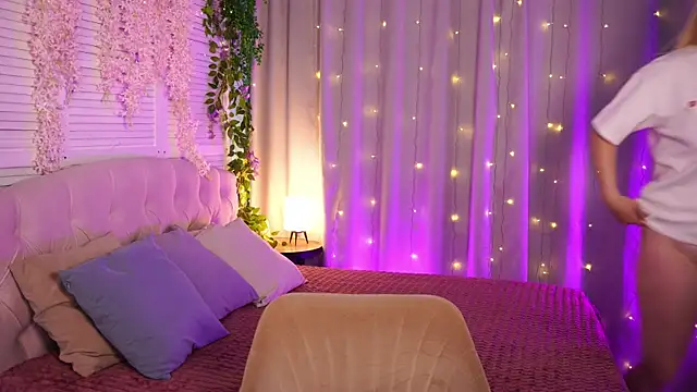 AmeliaWeells online show from 06/11/26, 03:59