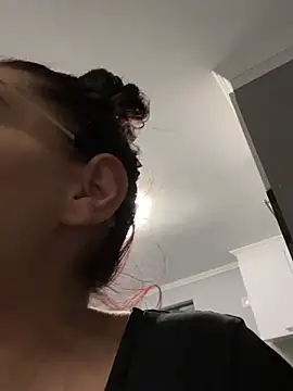 HiddendesireXO01 online show from 02/12/26, 10:21