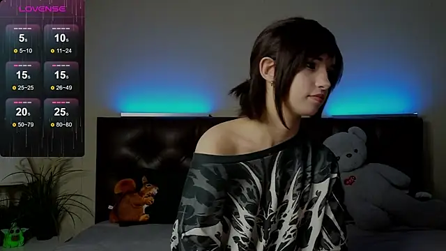 Snapshot of m_Suika_m chatting on 02/08/26, 03:04 m Suika m online show from 02/08/26, 03:04