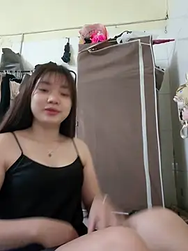 Snapshot of Pinks_cool chatting on 03/15/26, 05:46 Pinks cool online show from 03/15/26, 05:46