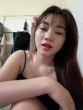 Pinks cool online show from 04/24/26, 08:28