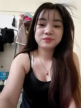 Pinks cool online show from 04/26/26, 03:42