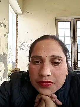 Cute-karisma1234 online show from 02/04/26, 09:26