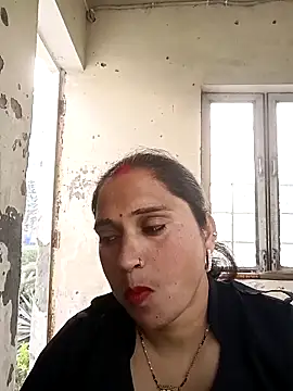 Cute-karisma1234 online show from 03/12/26, 01:56