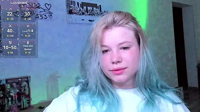Lulu Di online show from 06/25/26, 08:13