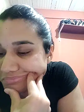 Snapshot of danagon16 chatting on 02/22/26, 02:24 danagon16 online show from 02/22/26, 02:24