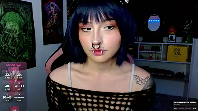 Snapshot of neena_nyx_ chatting on 06/07/26, 02:05 neena nyx online show from 06/07/26, 02:05