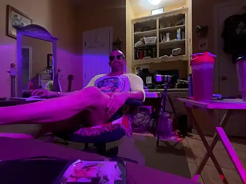 daddydonkey84 online show from 03/12/26, 04:40