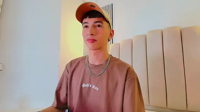 lian cameron online show from 05/08/26, 04:07