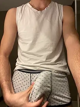 Snapshot of tip4sexxx chatting on 02/05/26, 10:20 tip4sexxx online show from 02/05/26, 10:20