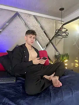 Snapshot of Jasper__jones chatting on 02/17/26, 02:13 Jasper jones online show from 02/17/26, 02:13