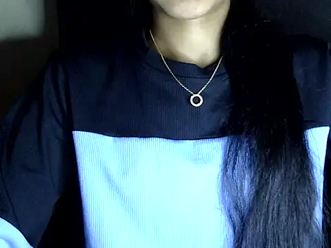 Snapshot of Khushi_v chatting on 03/04/26, 05:41 Khushi v online show from 03/04/26, 05:41