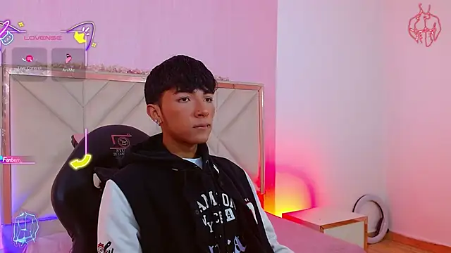 Snapshot of osamu_tay chatting on 03/18/26, 03:09 osamu tay online show from 03/18/26, 03:09