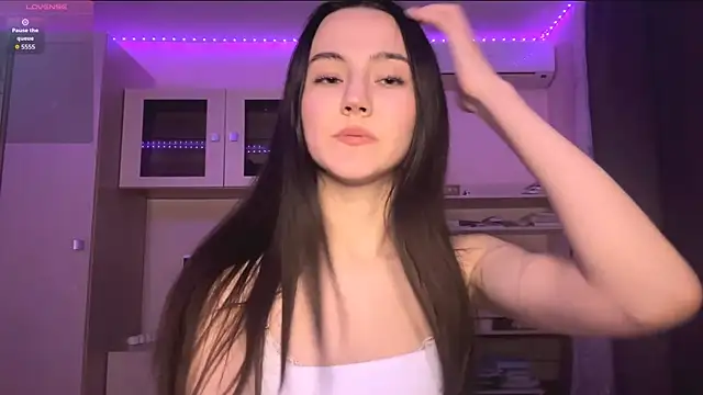 Kiaicatie online show from 04/26/26, 05:21