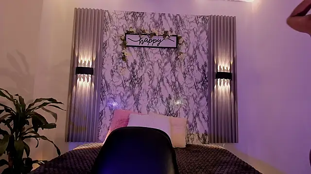 ChloeeMasonn online show from 05/06/26, 11:04