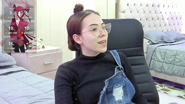 lizzyrossie online show from 06/13/26, 09:46