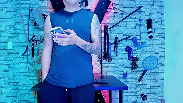 Snapshot of Arion_and_Velvet_bdsm chatting on 02/21/26, 06:09 Arion and Velvet bdsm online show from 02/21/26, 06:09