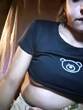 Snapshot of mariposaros4 chatting on 03/04/26, 05:35 mariposaros4 online show from 03/04/26, 05:35