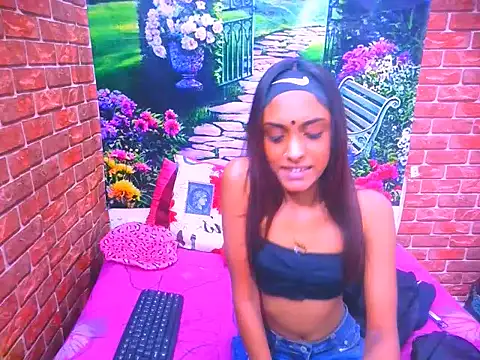 IndianPretty14u2Luv online show from 06/15/26, 05:09