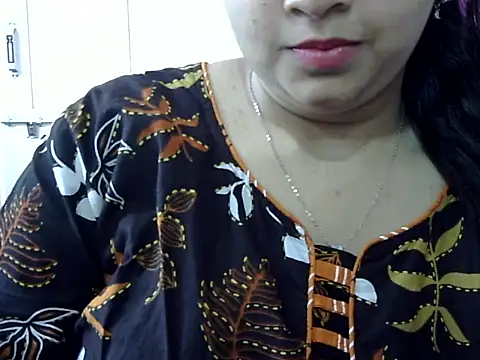 Cute Aliyaa online show from 04/24/26, 10:18