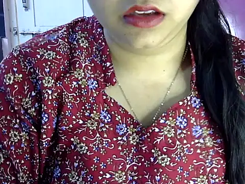 Cute Aliyaa online show from 06/02/26, 12:18