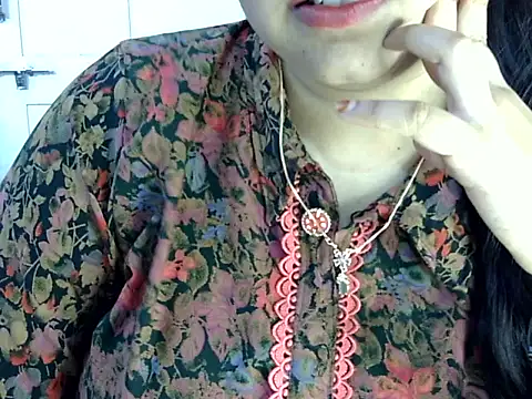 Cute Aliyaa online show from 06/13/26, 02:26
