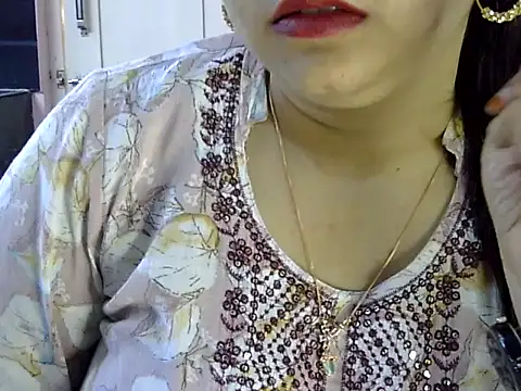 Cute Aliyaa online show from 06/21/26, 11:02