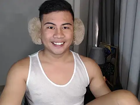 Snapshot of beraldick chatting on 03/05/26, 11:23 beraldick online show from 03/05/26, 11:23