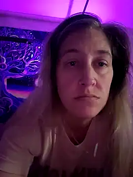 Sunflower0025 online show from 04/01/26, 05:54