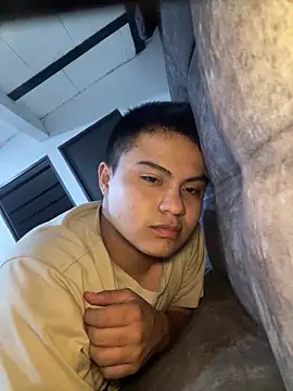 Snapshot of andresmahecha777 chatting on 03/05/26, 03:57 andresmahecha777 online show from 03/05/26, 03:57