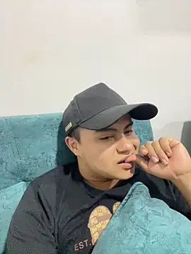 Snapshot of andresmahecha777 chatting on 03/06/26, 12:40 andresmahecha777 online show from 03/06/26, 12:40