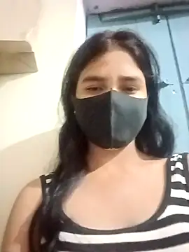 Snapshot of Mahira-- chatting on 07/10/26, 06:17 Mahira-- online show from 07/10/26, 06:17